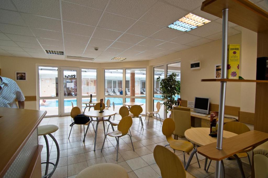 Club Mendan Aparthotel Zalakaros Extérieur photo