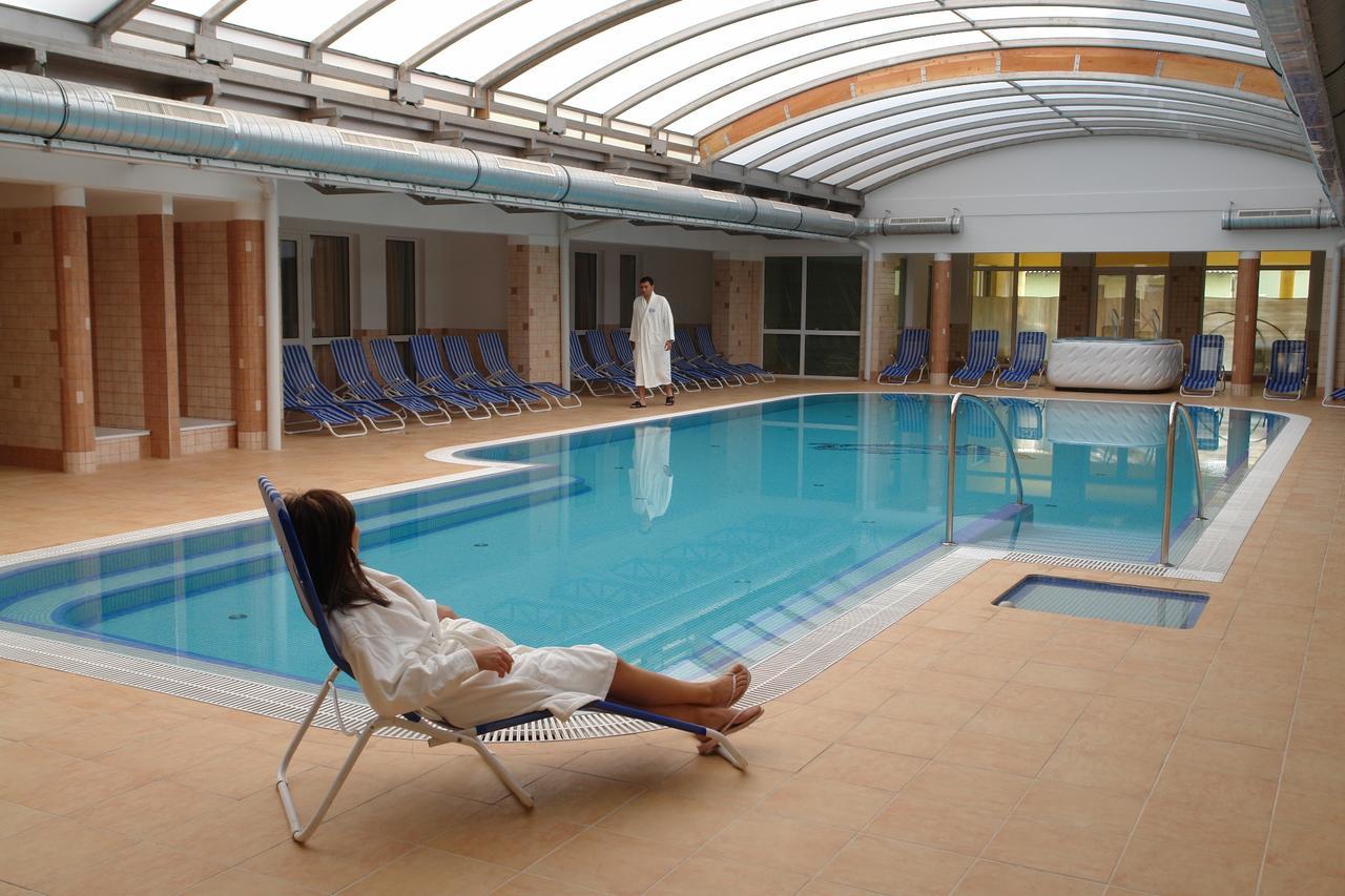 Club Mendan Aparthotel Zalakaros Extérieur photo